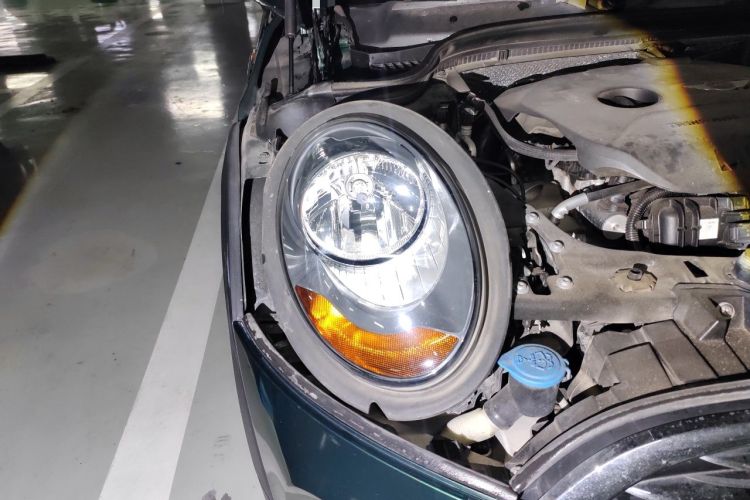 Used MINI 2014 1.5T COOPER Fun Right Front Headlight