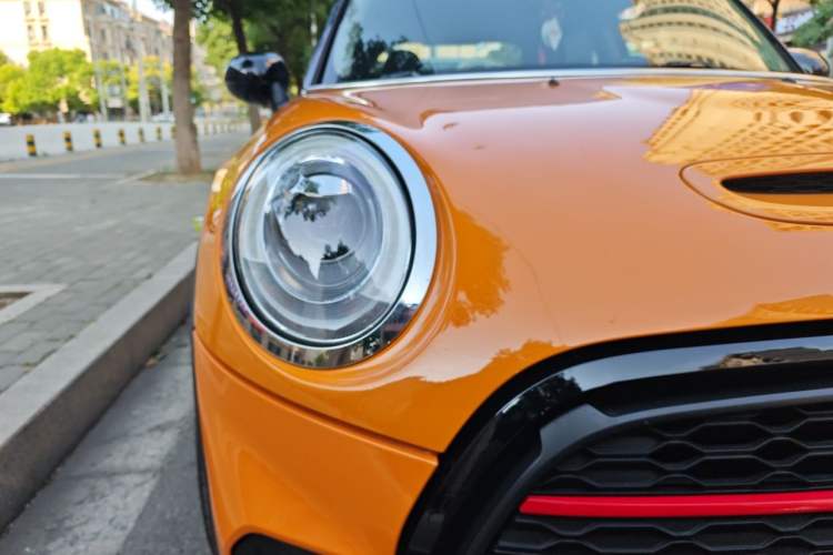 Used MINI 2014 2.0T COOPER S Excitement Right Front Headlight