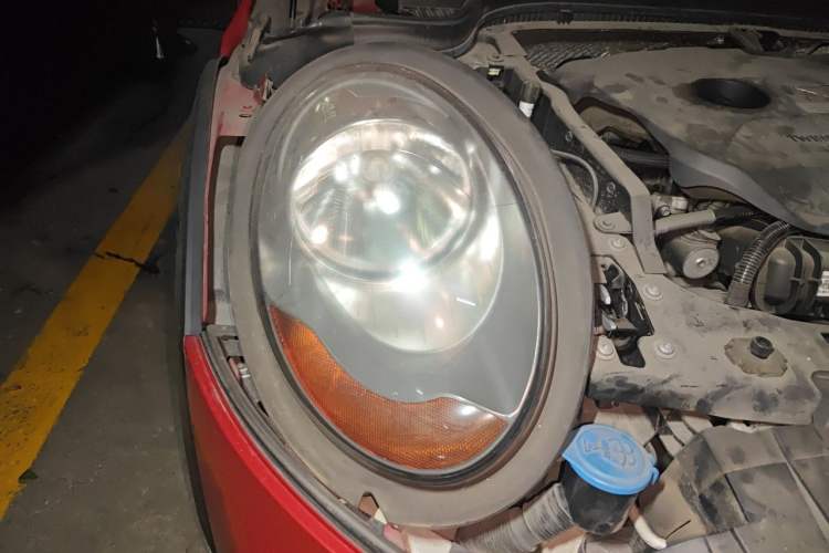 Used MINI 2014 1.5T COOPER Fun Right Front Headlight