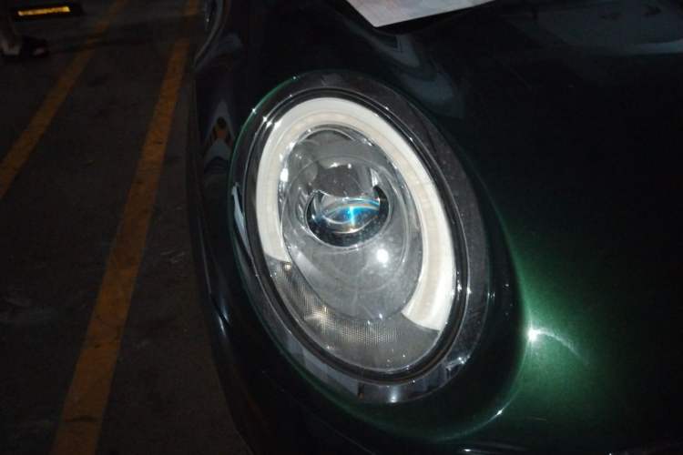 Used MINI 2014 2.0T COOPER S Fun Right Front Headlight