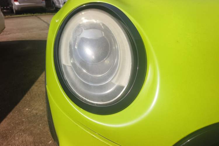 Used MINI 2014 2.0T COOPER S Fun Right Front Headlight