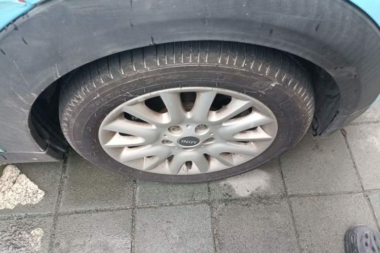Used MINI 2014 1.5T COOPER Fun Right Front Wheel Hub