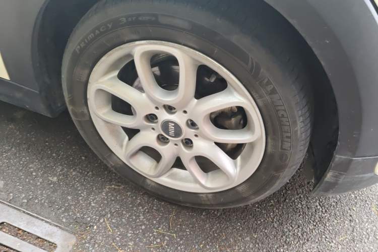 Used MINI 2014 1.5T COOPER Excitement Right Front Wheel Hub