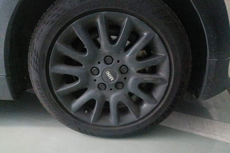 Used MINI 2014 1.5T COOPER Fun Right Front Wheel Hub