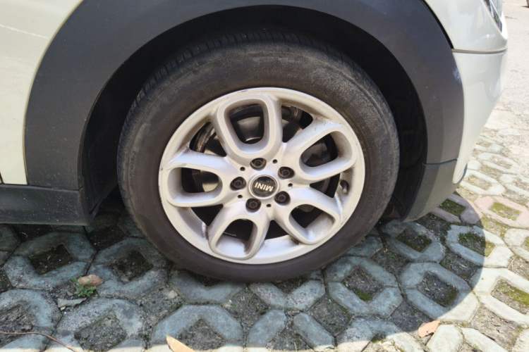 Used MINI 2014 1.5T COOPER Excitement Right Front Wheel Hub