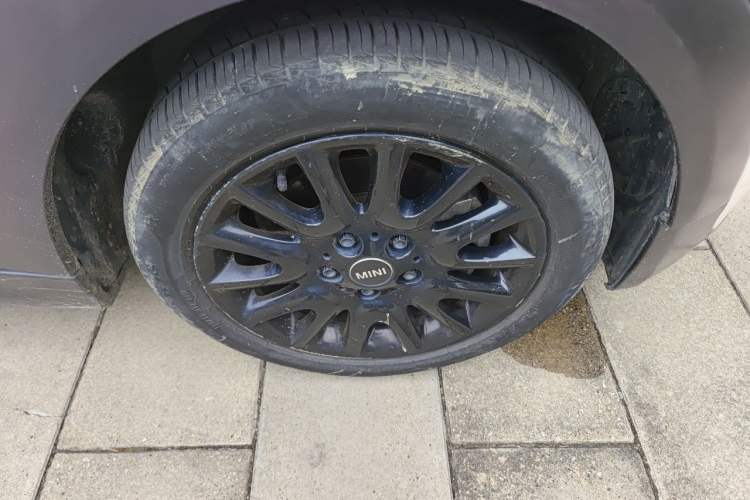 Used MINI 2014 1.5T COOPER Excitement Right Front Wheel Hub