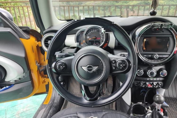 Used MINI 2014 1.5T COOPER Fun Steering Wheel