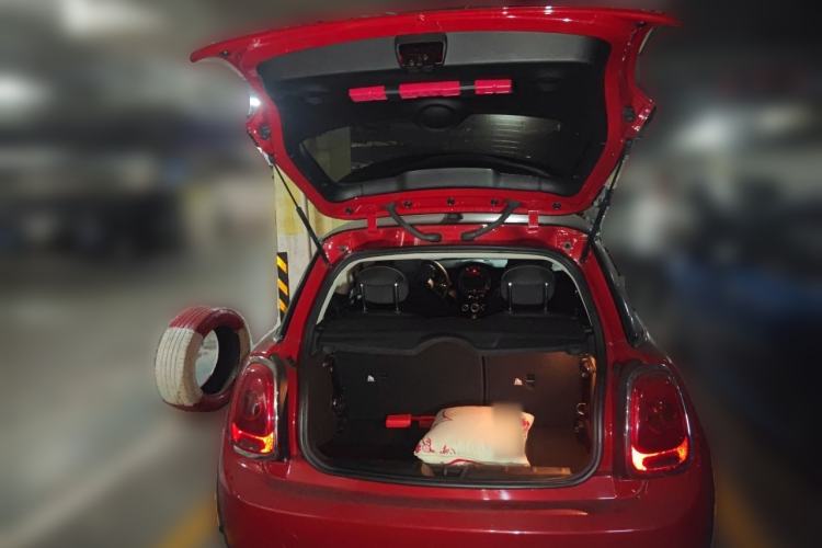 Used MINI 2014 1.5T COOPER Fun Trunk