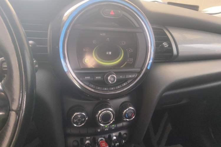 Used MINI 2014 1.5T COOPER Fun Audio And AC Panel