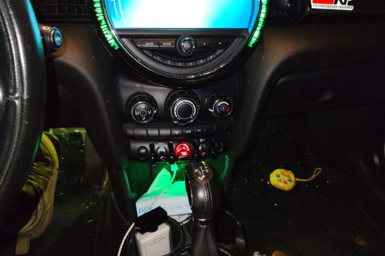 Used MINI 2014 1.5T COOPER Fun Audio And AC Panel