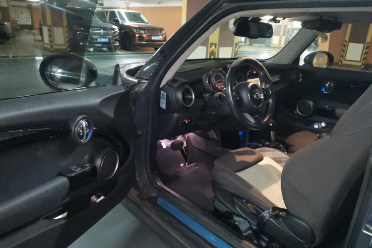 Used MINI 2014 2.0T COOPER S Fun Driver Seat
