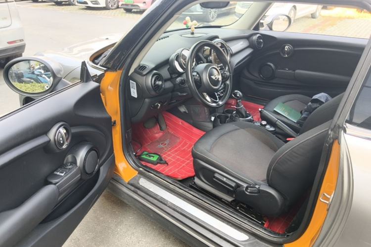 Used MINI 2014 1.5T COOPER Fun Driver Seat