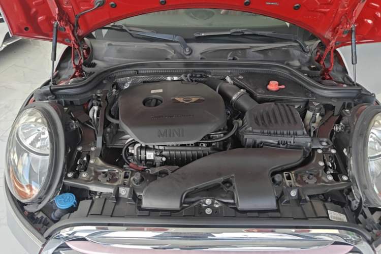 Used MINI 2014 1.2T ONE+ Engine Bay
