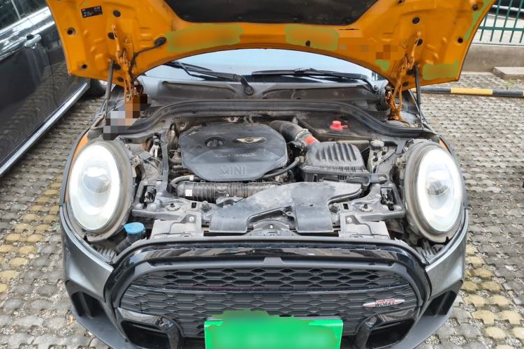 Used MINI 2014 2.0T COOPER S Fun Engine Bay