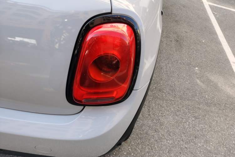 Used MINI 2014 1.2T ONE+ Exterior 3