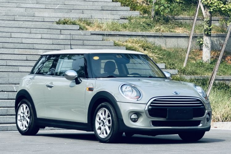 Used MINI 2014 1.5T COOPER Fun Exterior 4