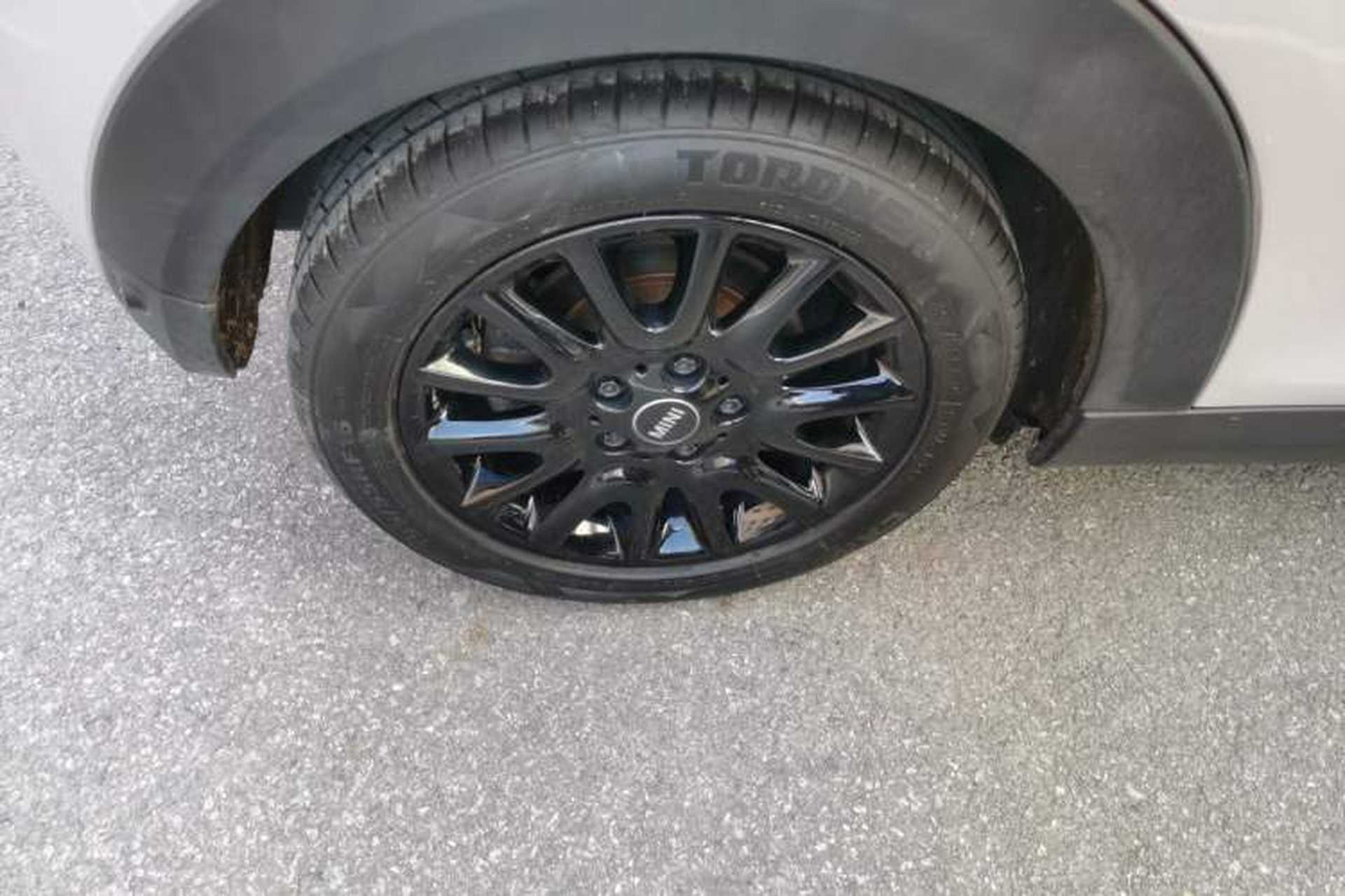 Used MINI 2014 1.2T ONE+ Exterior 5