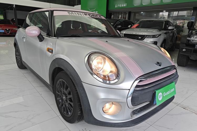 Used MINI 2014 1.2T ONE+ Front Right 45 Deg