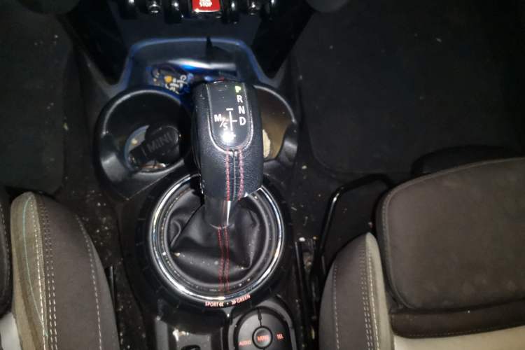 Used MINI 2014 2.0T COOPER S Fun Gear Lever