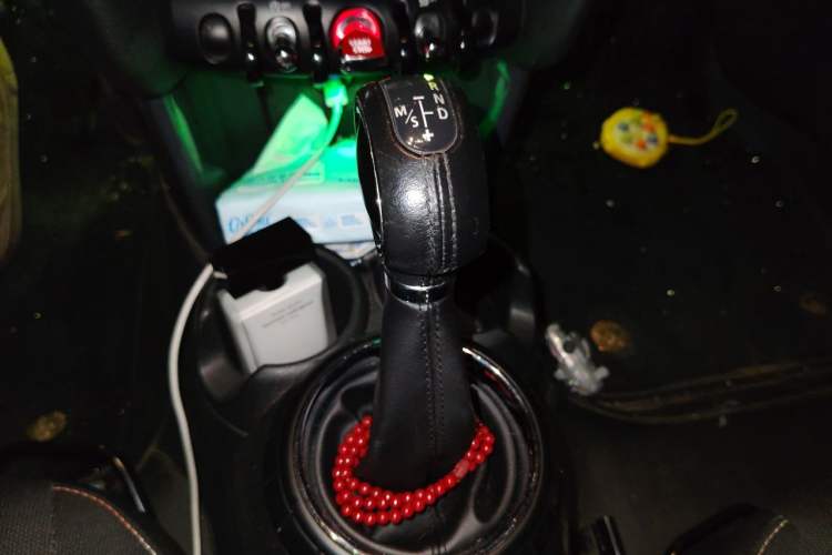 Used MINI 2014 1.5T COOPER Fun Gear Lever