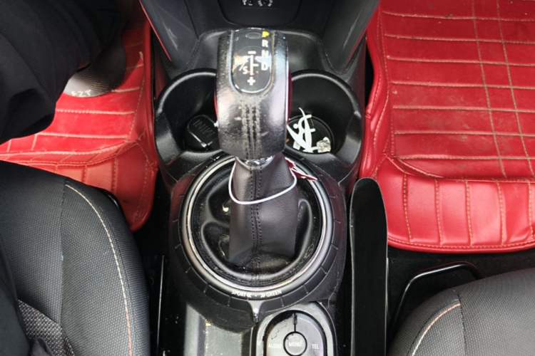 Used MINI 2014 1.5T COOPER Fun Gear Lever