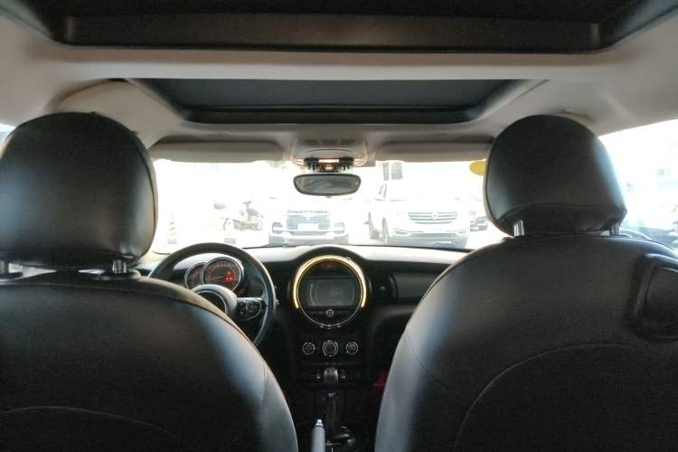 Used MINI 2014 1.5T COOPER Fun Headliner