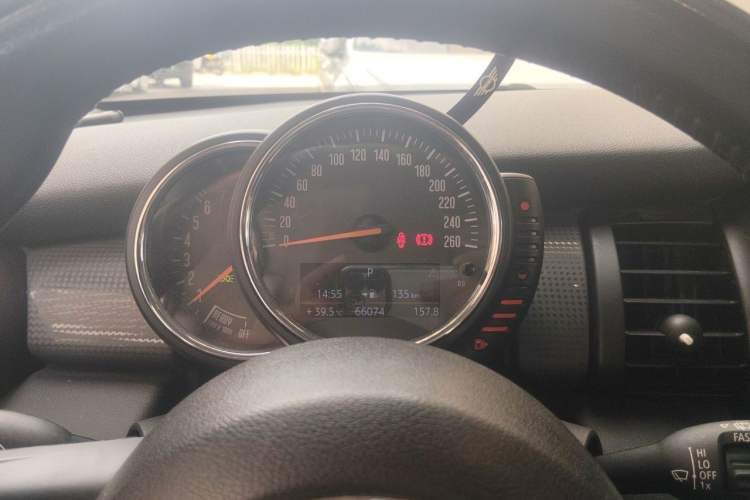 Used MINI 2014 1.5T COOPER Fun Instrument Cluster
