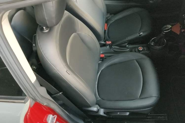 Used MINI 2014 1.5T COOPER Fun Right Front Seat