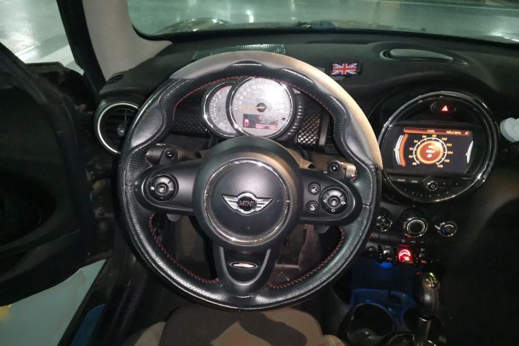 Used MINI 2014 2.0T COOPER S Fun Steering Wheel