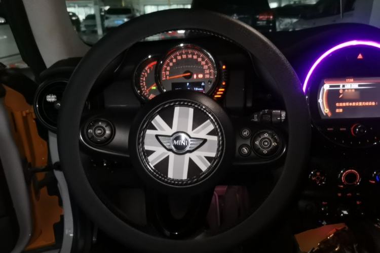 Used MINI 2014 1.5T COOPER Fun Steering Wheel