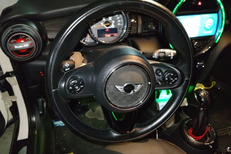 Used MINI 2014 1.5T COOPER Fun Steering Wheel