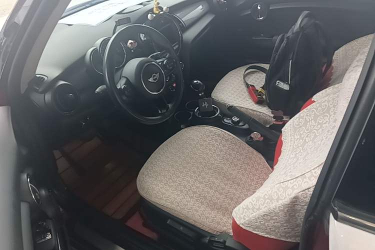 Used MINI 2014 1.5T COOPER Fun Driver Seat