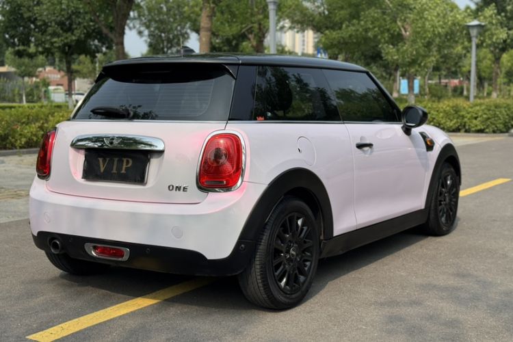 Used MINI 2014 1.2T ONE+ Exterior 2