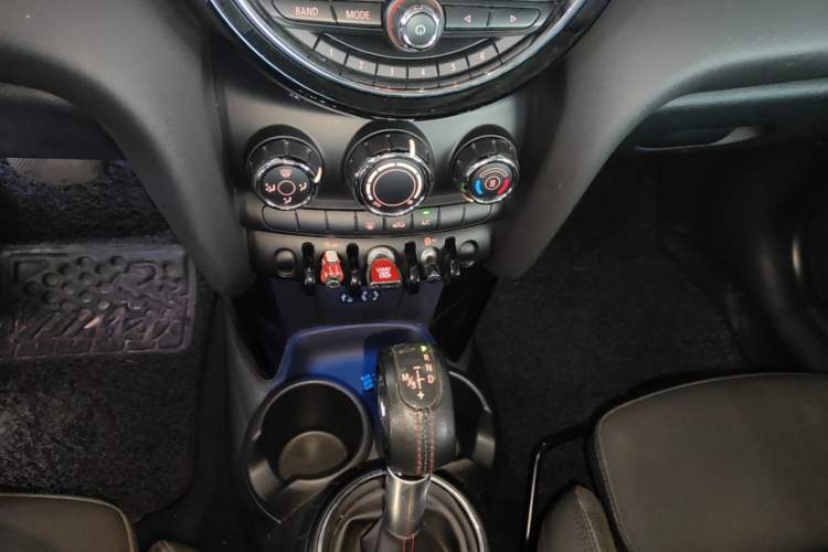 Used MINI 2014 2.0T COOPER S Fun Audio And AC Panel