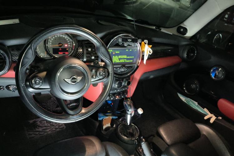 Used MINI 2014 2.0T COOPER S Excitement Center Console