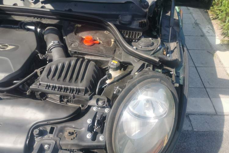 Used MINI 2014 1.5T COOPER Fun Engine Bay Left