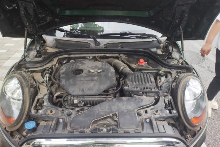 Used MINI 2014 1.2T ONE+ Engine Bay