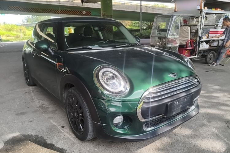 Used MINI 2014 1.2T ONE+ Front Right 45 Deg