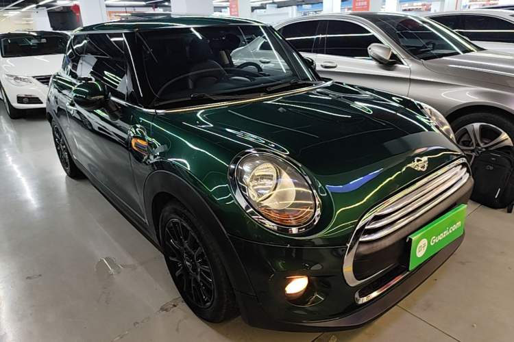 Used MINI 2014 1.2T ONE+ Front Right 45 Deg