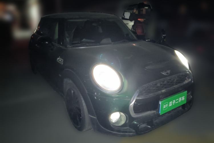 Used MINI 2014 2.0T COOPER S Excitement Front Right 45 Deg