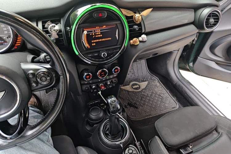 Used MINI 2014 1.5T COOPER Excitement Gear Lever
