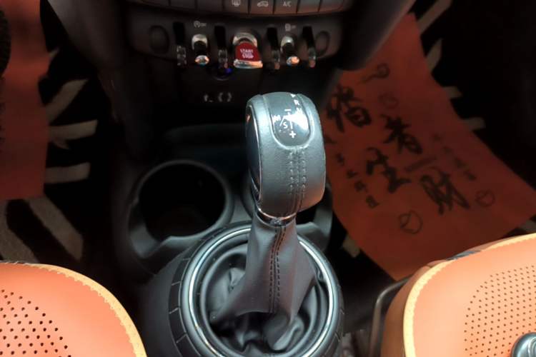 Used MINI 2014 1.5T COOPER Fun Gear Lever