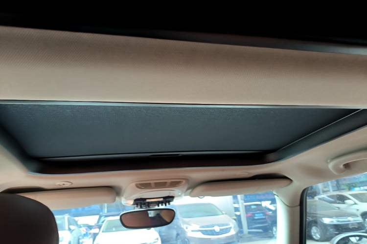 Used MINI 2014 1.5T COOPER Fun Headliner