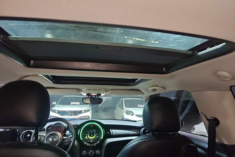 Used MINI 2014 1.5T COOPER Fun Headliner
