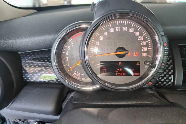 Used MINI 2014 2.0T COOPER S Fun Instrument Cluster