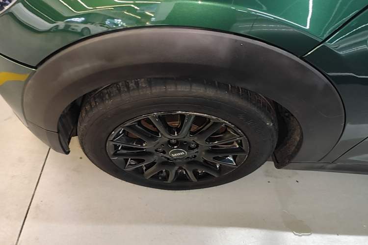 Used MINI 2014 1.2T ONE+ Left Front Wheel Hub