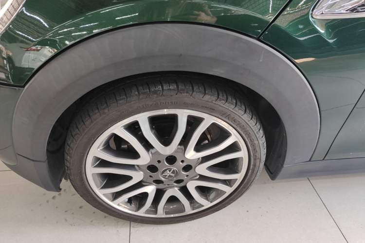 Used MINI 2014 2.0T COOPER S Fun Left Front Wheel Hub