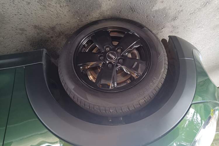 Used MINI 2014 1.2T ONE Left Front Wheel Hub