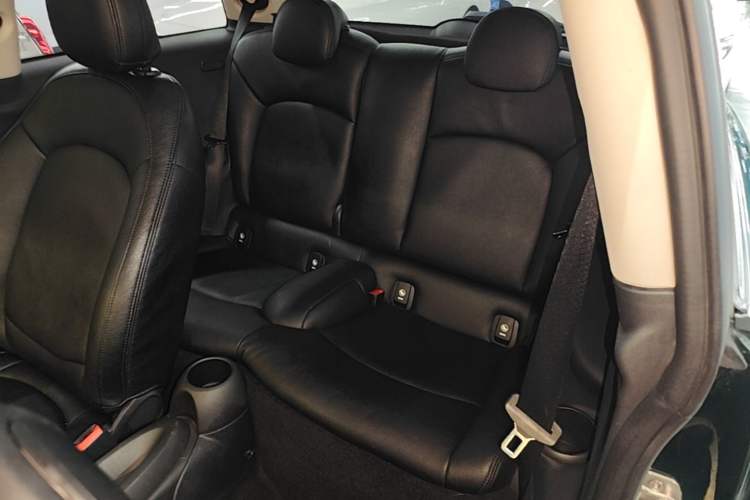 Used MINI 2014 1.2T ONE+ Left Rear Seat