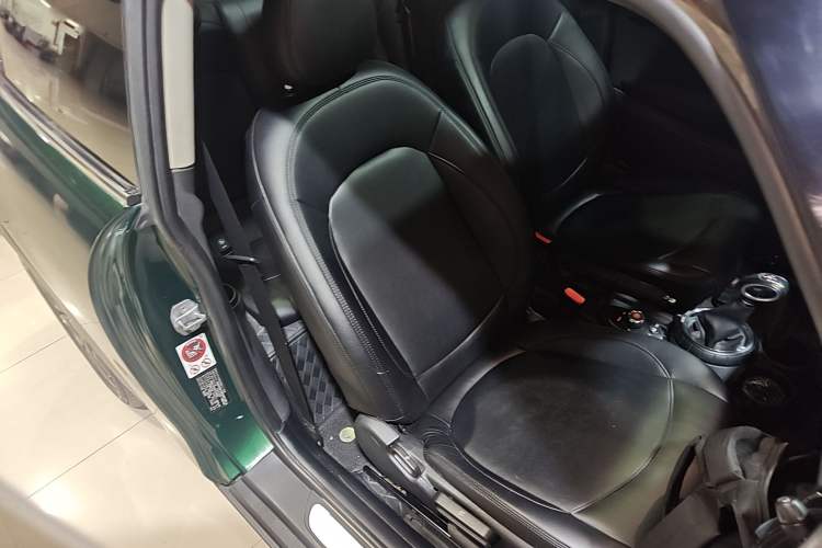 Used MINI 2014 1.5T COOPER Fun Right Front Seat